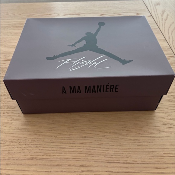 Nike Jordan 4 Retro SP - Violet Ore and Cream - Picture 5 of 7